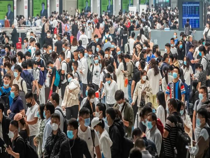 20 thousand employees ran away from the factory of Foxconn in China, | चीनमधील फॉक्सकॉनच्या कारखान्यातून 20 हजार कर्मचारी पळाले, कारण काय..? 20 thousand employees ran away from the factory of Foxconn in China, | चीनमधील फॉक्सकॉनच्या कारखान्यातून 20 हजार कर्मचारी पळाले, कारण काय..?