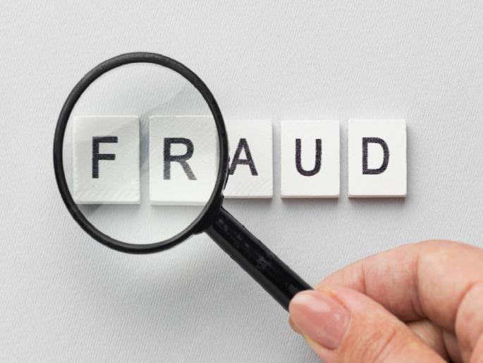 Smuggling bogus pesticides from Gujarat to Miraj, Industry of looting farmers with tax evasion | गुजरातमधून बोगस कीटकनाशकांची मिरजेत तस्करी, कर चुकवेगिरीसह शेतकऱ्यांच्या लुटीचा उद्योग Smuggling bogus pesticides from Gujarat to Miraj, Industry of looting farmers with tax evasion | गुजरातमधून बोगस कीटकनाशकांची मिरजेत तस्करी, कर चुकवेगिरीसह शेतकऱ्यांच्या लुटीचा उद्योग