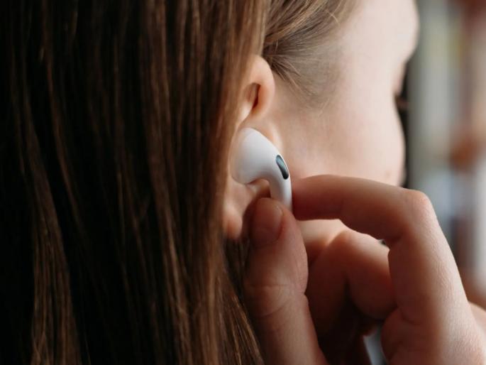 One in four deaf people in France! | फ्रान्समध्ये दर चौघांमधला एक ‘बहिरा’! One in four deaf people in France! | फ्रान्समध्ये दर चौघांमधला एक ‘बहिरा’!