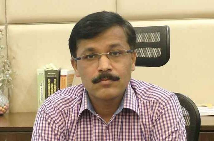 Commissioner Tukaram Mundhe's CEO post proved to be out of order | महापौर संदीप जोशी म्हणतात, आयुक्त तुकाराम मुंढेंचे सीईओपद नियमबाह्य असल्याचे सिद्ध Commissioner Tukaram Mundhe's CEO post proved to be out of order | महापौर संदीप जोशी म्हणतात, आयुक्त तुकाराम मुंढेंचे सीईओपद नियमबाह्य असल्याचे सिद्ध