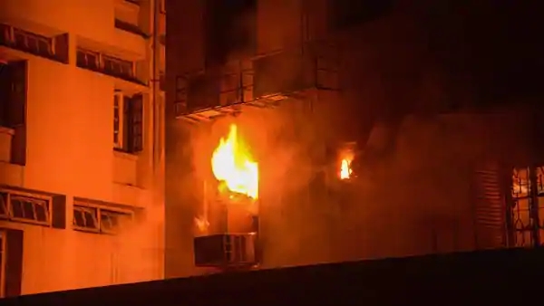 Proper training will reduce fire accidents | योग्य प्रशिक्षण दिल्यास आगीच्या दुर्घटना कमी होतील Proper training will reduce fire accidents | योग्य प्रशिक्षण दिल्यास आगीच्या दुर्घटना कमी होतील
