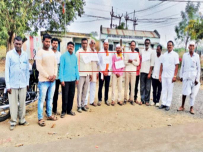 If we do not take notice, we will come to Mumbai and sell all the organs on the streets, warn by farmer to CM | दखल घेतली नाही तर मुंबईत येऊन रस्त्यावर सगळे अवयव विकू If we do not take notice, we will come to Mumbai and sell all the organs on the streets, warn by farmer to CM | दखल घेतली नाही तर मुंबईत येऊन रस्त्यावर सगळे अवयव विकू