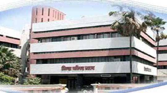 Political games will now have limits ... | राजकीय खेळींना आता मर्यादा येणार... Political games will now have limits ... | राजकीय खेळींना आता मर्यादा येणार...