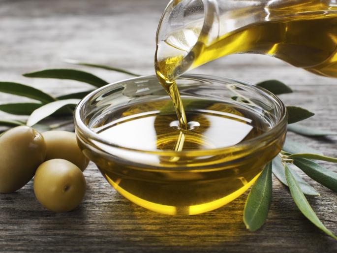Do you use the remaining oil for frying again? very dangerous to health, creates heart problems | भजीवडे तळून उरलेलं तेल पुन्हा पुन्हा तळणासाठी वापरता? आजारांना आमंत्रण देताय, सावधान !