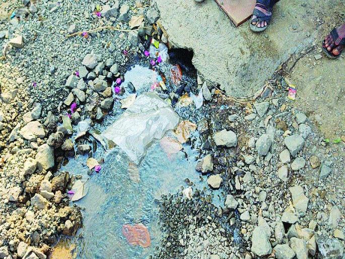 Jam online registration at the Registrar's Office; BSNL cable damaged due to excavation | निबंधक कार्यालयातील ऑनलाइन दस्तनोंदणी ठप्प; खोदकामामुळे बीएसएनएलची केबल नादुरुस्त Jam online registration at the Registrar's Office; BSNL cable damaged due to excavation | निबंधक कार्यालयातील ऑनलाइन दस्तनोंदणी ठप्प; खोदकामामुळे बीएसएनएलची केबल नादुरुस्त