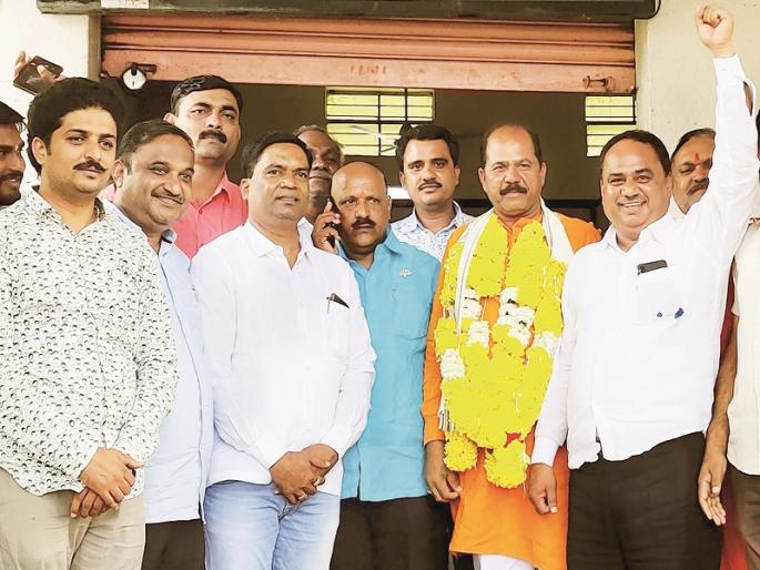 In Fulanbri Shiv Sena-Congress formed alliance for beating Haribhau Bagade | बागडेंना दणका देण्यासाठी फुलंब्रीत शिवसेना-काँग्रेसची ऐनवेळी आघाडी In Fulanbri Shiv Sena-Congress formed alliance for beating Haribhau Bagade | बागडेंना दणका देण्यासाठी फुलंब्रीत शिवसेना-काँग्रेसची ऐनवेळी आघाडी