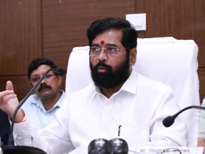 Overcome natural disasters by coordinating various departments; Chief Minister Eknath Shinde's instructions to the officials | कुणाचीही गैरसाेय हाेता कामा नये; मुख्यमंत्री एकनाथ शिंदे यांची अधिकाऱ्यांना सूचना