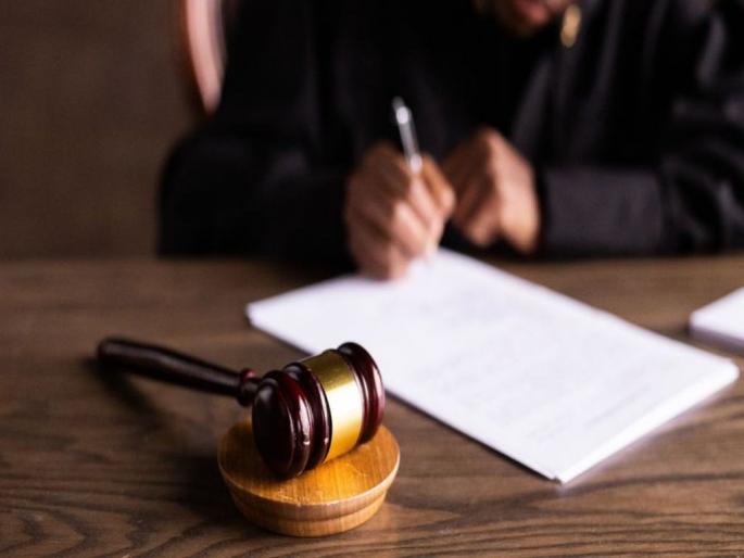 The High Court rejected the petition against Gautam Adani | गौतम अदानी यांच्याविरुद्धची याचिका हायकोर्टाने फेटाळली The High Court rejected the petition against Gautam Adani | गौतम अदानी यांच्याविरुद्धची याचिका हायकोर्टाने फेटाळली
