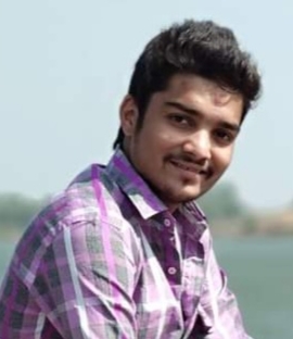 Trial of two-wheeler on Betli Jiva !, Incident at Gadhinglaj | दुचाकीची ट्रायल बेतली जीवावर !, गडहिंग्लजमधील घटना Trial of two-wheeler on Betli Jiva !, Incident at Gadhinglaj | दुचाकीची ट्रायल बेतली जीवावर !, गडहिंग्लजमधील घटना