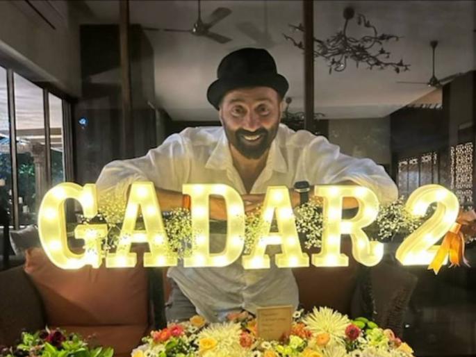 Sunny Deol attributes the success of 'Gadar 2' to a daughter in law drisha acharya | सनी देओलने 'गदर 2' च्या यशाचं श्रेय दिलं 'खास' व्यक्तीला, म्हणाला, "तिच्या येण्याने..." Sunny Deol attributes the success of 'Gadar 2' to a daughter in law drisha acharya | सनी देओलने 'गदर 2' च्या यशाचं श्रेय दिलं 'खास' व्यक्तीला, म्हणाला, "तिच्या येण्याने..."