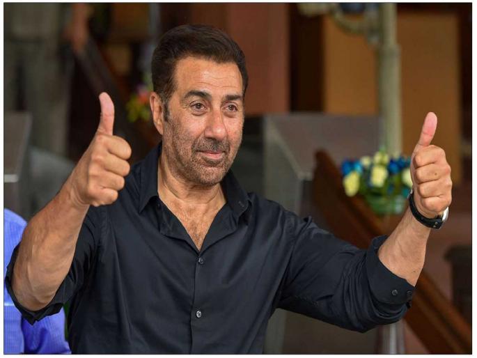 sunny-deol-got-offer-of-45cr-for-ramayana-hanuman-role | सनी देओलला लागली लॉटरी; 'या' खास भूमिकेसाठी मिळाली 45 कोटींची ऑफर sunny-deol-got-offer-of-45cr-for-ramayana-hanuman-role | सनी देओलला लागली लॉटरी; 'या' खास भूमिकेसाठी मिळाली 45 कोटींची ऑफर