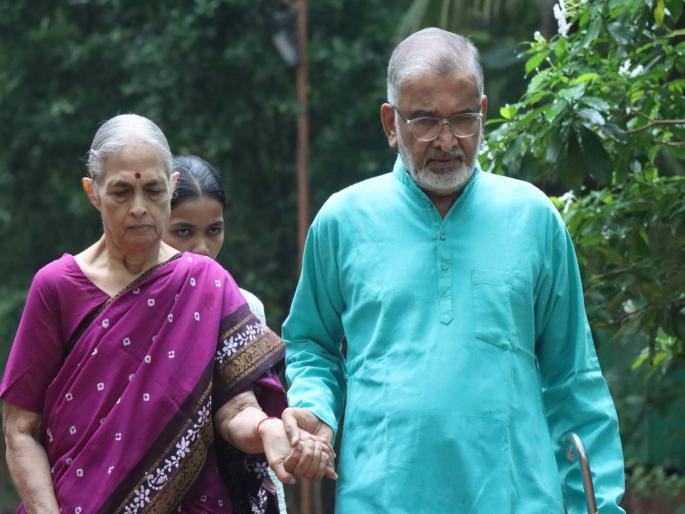 Dr. Abhay and Dr. Rani Bang honored with Gates Foundation's Goalkeepers Champions Award | डॉ. अभय आणि डॉ. राणी बंग यांना गेट्स फाऊंडेशनचा गोलकिपर्स चँपियन्स सन्मान Dr. Abhay and Dr. Rani Bang honored with Gates Foundation's Goalkeepers Champions Award | डॉ. अभय आणि डॉ. राणी बंग यांना गेट्स फाऊंडेशनचा गोलकिपर्स चँपियन्स सन्मान