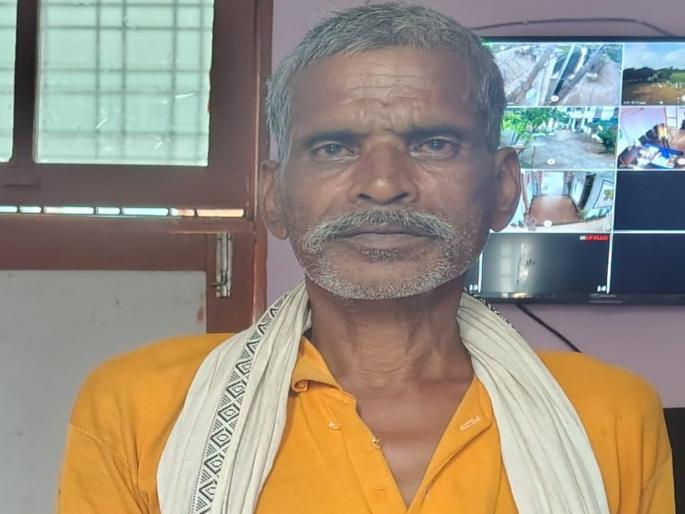 Gadchiroli Crime: Mentally retarded minor girl raped; 55-year-old man arrested | मतिमंद अल्पवयीन मुलीवर अत्याचार; ५५ वर्षीय नराधम जेरबंद ‎ ‎