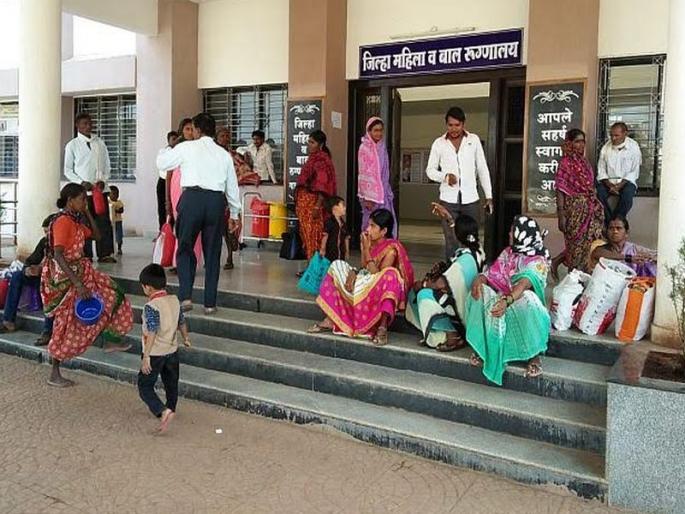 Gadchiroli : 100 Children Death in last six months | धक्कादायक! गडचिरोलीतील बालरुग्णालयात सहा महिन्यांत १०० बालमृत्यू Gadchiroli : 100 Children Death in last six months | धक्कादायक! गडचिरोलीतील बालरुग्णालयात सहा महिन्यांत १०० बालमृत्यू