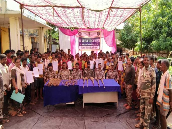 no entry to maoists determination of five more villages | माओवाद्यांना 'नो एंट्री', आणखी पाच गावांचा निर्धार no entry to maoists determination of five more villages | माओवाद्यांना 'नो एंट्री', आणखी पाच गावांचा निर्धार