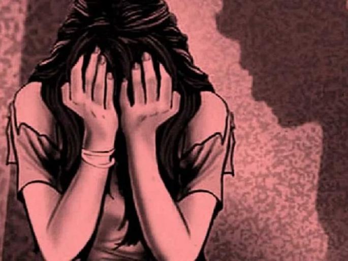 minor was forced to marry and sexually tortured by claiming to be married | धक्कादायक! जबरदस्तीने घातले मंगळसूत्र अन् केला अत्याचार minor was forced to marry and sexually tortured by claiming to be married | धक्कादायक! जबरदस्तीने घातले मंगळसूत्र अन् केला अत्याचार