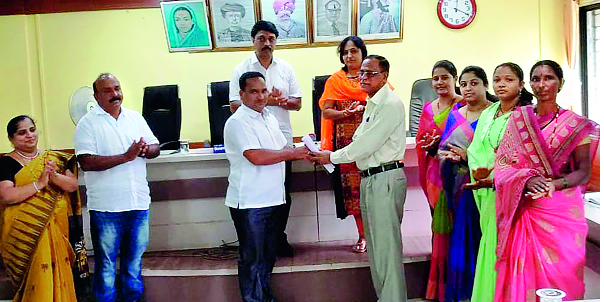 Gadhinglaj Panchayat Samiti to go to Gram Panchayat | गडहिंग्लज पंचायत समिती जाणार ग्रामपंचायतीच्या दारी- : विद्याधर गुरबे