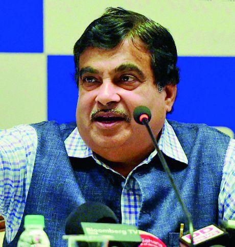 Speed up the projects in the city of Nagpur: Nitin Gadkari directed | नागपूर शहरातील प्रकल्पांना गती द्या : नितीन गडकरी यांचे निर्देश Speed up the projects in the city of Nagpur: Nitin Gadkari directed | नागपूर शहरातील प्रकल्पांना गती द्या : नितीन गडकरी यांचे निर्देश