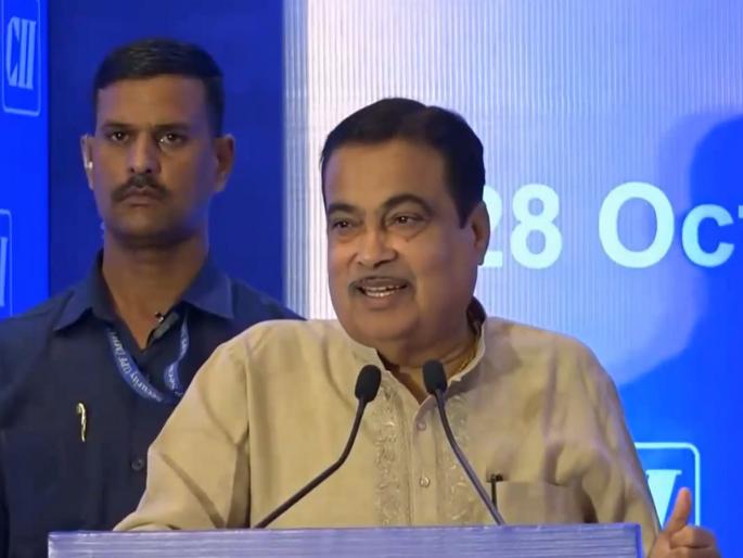 Nitin Gadkari: 'If the road gets damaged, people abuse me, from now on...', Nitin Gadkari's big decision, know | 'मी का लोकांच्या शिव्या खाऊ; यापुढे रस्ता खराब झाला तर...', नितीन गडकरींचा मोठा निर्णय, जाणून घ्या Nitin Gadkari: 'If the road gets damaged, people abuse me, from now on...', Nitin Gadkari's big decision, know | 'मी का लोकांच्या शिव्या खाऊ; यापुढे रस्ता खराब झाला तर...', नितीन गडकरींचा मोठा निर्णय, जाणून घ्या