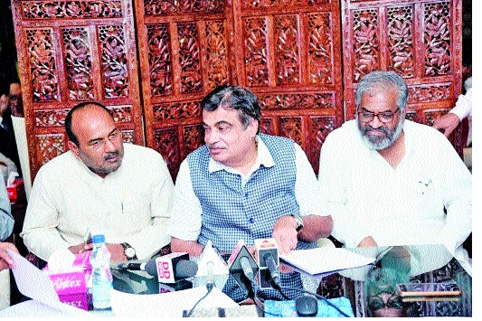 1203 crores sanctioned for the scheme: Sanjayanka Patil | टेंभू योजनेसाठी १२०३ कोटी मंजूर : संजयकाका पाटील 1203 crores sanctioned for the scheme: Sanjayanka Patil | टेंभू योजनेसाठी १२०३ कोटी मंजूर : संजयकाका पाटील