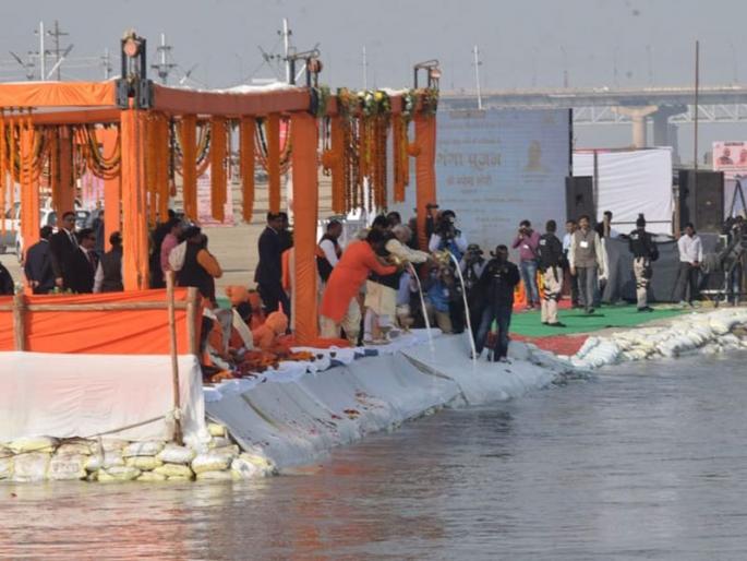 Need to be alert to the country, youth: Narendra Modi | देशाला, तरुणांना सावध करण्याची गरज : नरेंद्र मोदी Need to be alert to the country, youth: Narendra Modi | देशाला, तरुणांना सावध करण्याची गरज : नरेंद्र मोदी