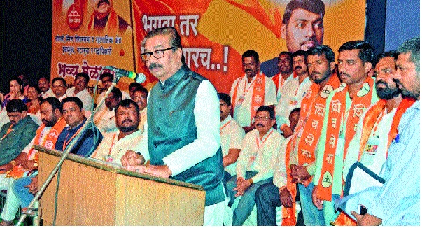 Work of Shiv Sena office bearers is now satisfactory: Gajanan Kirtikar-Mirjeet's office bearers meet | शिवसेनेच्या पदाधिकाऱ्यांचे काम आता समाधानकारक : गजानन कीर्तीकर-मिरजेत पदाधिकाऱ्यांचा मेळावा