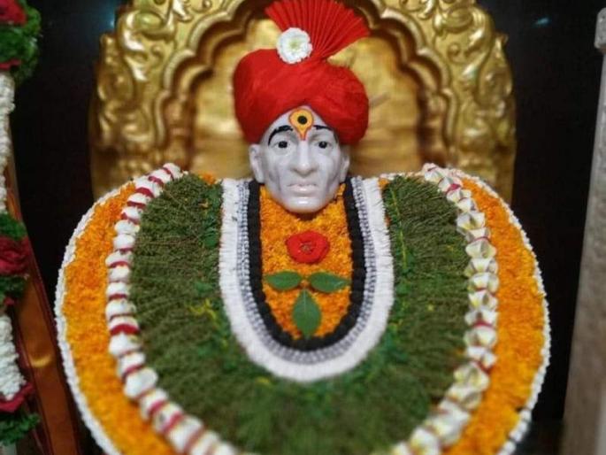 Gajanan Maharaj Prakat Din : Devotees take darshan at Shegaon | ‘गण गण गणात बोते’च्या गजरात ‘श्रीं’चरणी श्रध्देचा अभिषेक! Gajanan Maharaj Prakat Din : Devotees take darshan at Shegaon | ‘गण गण गणात बोते’च्या गजरात ‘श्रीं’चरणी श्रध्देचा अभिषेक!