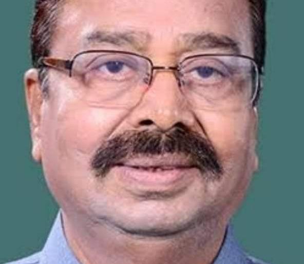 MP Gajanan Kirtikar contracted corona | खासदार गजानन कीर्तिकर यांना कोरोनाची लागण