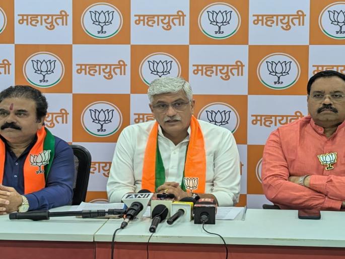 The people of Maharashtra will not believe in a fraudulent front; Commentary by Gajendra Singh Shekhawat | फसव्या आघाडीवर महाराष्ट्रातील जनता विश्वास ठेवणार नाही; गजेंद्र सिंह शेखावत यांची टीका The people of Maharashtra will not believe in a fraudulent front; Commentary by Gajendra Singh Shekhawat | फसव्या आघाडीवर महाराष्ट्रातील जनता विश्वास ठेवणार नाही; गजेंद्र सिंह शेखावत यांची टीका