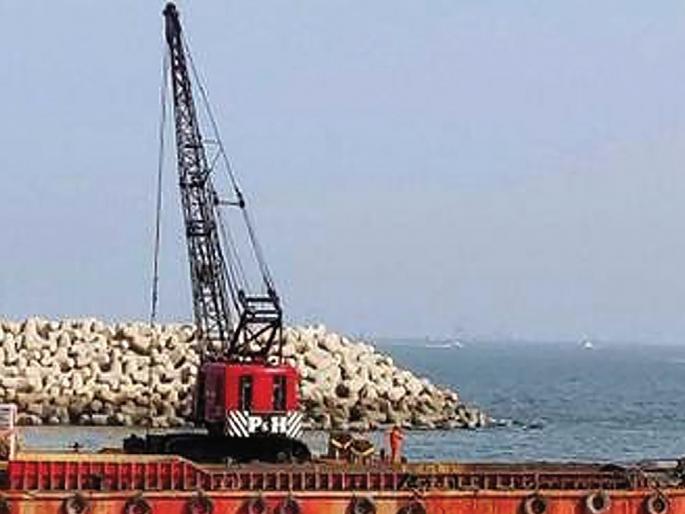 Billions of costs to remove sludge | गाळ काढण्यासाठी कोट्यवधींचा खर्च; मांडवा समुद्रात गाळासाठी पुन्हा टेंडर