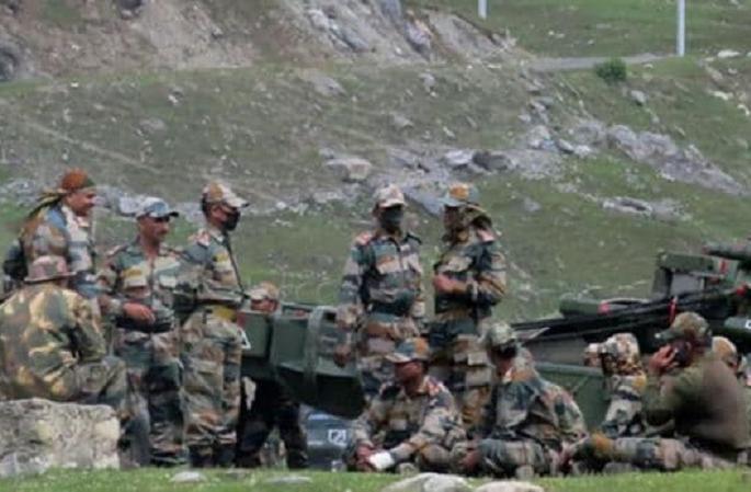 Soldiers on both sides will retreat 2 km; Sixth round of India-China military talks begins | दोन्हीकडील सैनिक २ किमी मागे हटणार; भारत-चीनमध्ये लष्करी स्तरावर चर्चेची सहावी फेरी सुरू Soldiers on both sides will retreat 2 km; Sixth round of India-China military talks begins | दोन्हीकडील सैनिक २ किमी मागे हटणार; भारत-चीनमध्ये लष्करी स्तरावर चर्चेची सहावी फेरी सुरू