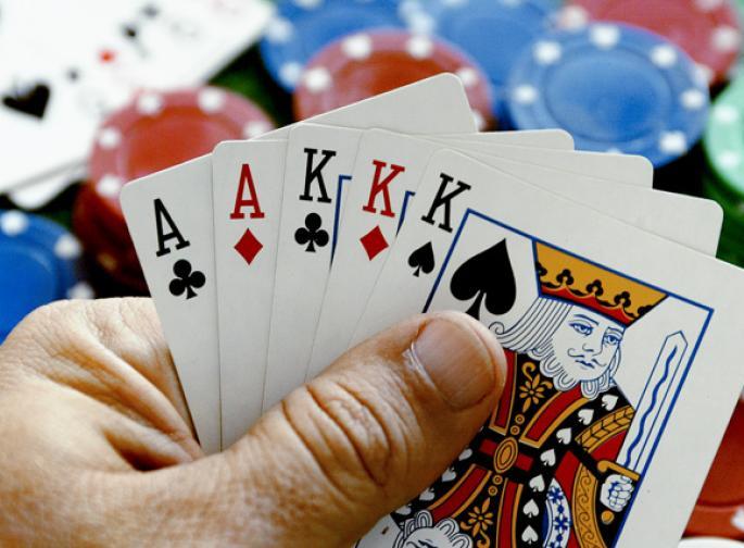 Police raid gambling den under notorious Tipya | कुख्यात टिप्याच्या नावाखाली चालणाऱ्या जुगार अड्ड्यावर पोलिसांची धाड Police raid gambling den under notorious Tipya | कुख्यात टिप्याच्या नावाखाली चालणाऱ्या जुगार अड्ड्यावर पोलिसांची धाड