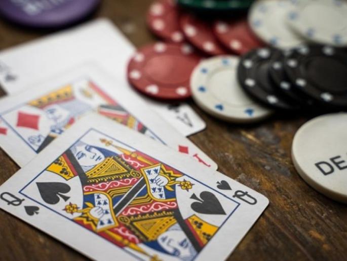 Gambling runs in 250 places in Nandura taluka! | नांदुरा तालुक्यात २५० ठिकाणी चालतो जुगार! Gambling runs in 250 places in Nandura taluka! | नांदुरा तालुक्यात २५० ठिकाणी चालतो जुगार!