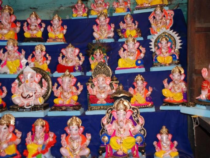 Ganesh idols get expensive in Goa | गोव्यामध्ये गणेशमूर्ती महागल्या Ganesh idols get expensive in Goa | गोव्यामध्ये गणेशमूर्ती महागल्या