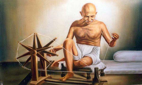 Good days for Khadi only if you listen to Mahatma Gandhi | महात्मा गांधीजींचे ऐकले तरच खादीला चांगले दिवस Good days for Khadi only if you listen to Mahatma Gandhi | महात्मा गांधीजींचे ऐकले तरच खादीला चांगले दिवस