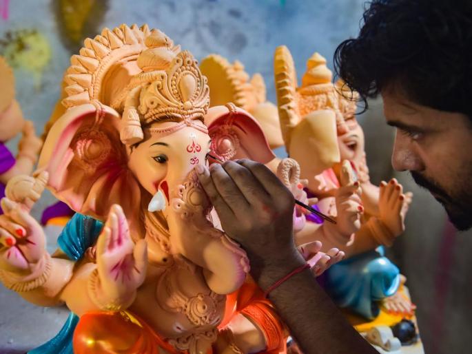 Collector's instructions: Avoid installing public Ganapati | जिल्हाधिकाऱ्यांच्या सूचना : सार्वजनिक गणपतीची प्रतिष्ठापना करण्याचे टाळावे Collector's instructions: Avoid installing public Ganapati | जिल्हाधिकाऱ्यांच्या सूचना : सार्वजनिक गणपतीची प्रतिष्ठापना करण्याचे टाळावे