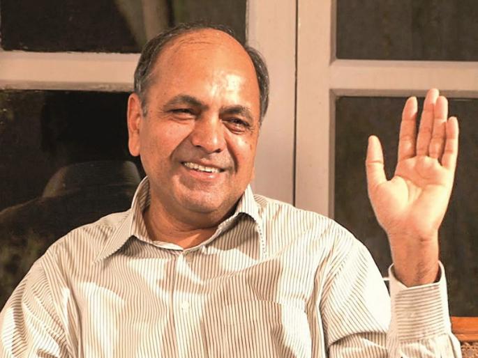 samelan is not my place : Dr. Ganesh Devi; Rajan Khan communicate with Devi In Pune | संमेलन अध्यक्षपदाची जागा माझी नाही : डॉ. गणेश देवी; राजन खान यांनी घेतली मुलाखत samelan is not my place : Dr. Ganesh Devi; Rajan Khan communicate with Devi In Pune | संमेलन अध्यक्षपदाची जागा माझी नाही : डॉ. गणेश देवी; राजन खान यांनी घेतली मुलाखत