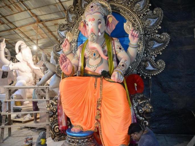 Is it possible to build an artificial lake for immersion of tall Ganesh idols? | उंच गणेशमूर्तींच्या विसर्जनासाठी कृत्रिम तलाव बांधणे शक्य आहे का? हायकोर्टाने सरकारकडे मागितली माहिती Is it possible to build an artificial lake for immersion of tall Ganesh idols? | उंच गणेशमूर्तींच्या विसर्जनासाठी कृत्रिम तलाव बांधणे शक्य आहे का? हायकोर्टाने सरकारकडे मागितली माहिती