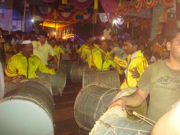Ganesh Chaturthi 2018 Vidyavishkar in the capital of Jharkhand, Siddheshwar Mandal's selection | Ganesh Chaturthi 2018  :म्हाकवेतील झांजपंथकाचा राजधानीत कलाविष्कार, सिध्देश्वर मंडळाची निवड