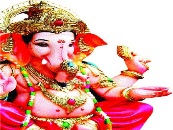 Carnival begins in the city; The streets are packed with densely populated flowers, and there is a market for buying Ganesh idol | शहरात आनंदोत्सवाला सुरवात; रस्ते गेले गर्दीने फुलून, गणेशमूर्ती खरेदीसाठी बाजारपेठेत लगबग Carnival begins in the city; The streets are packed with densely populated flowers, and there is a market for buying Ganesh idol | शहरात आनंदोत्सवाला सुरवात; रस्ते गेले गर्दीने फुलून, गणेशमूर्ती खरेदीसाठी बाजारपेठेत लगबग