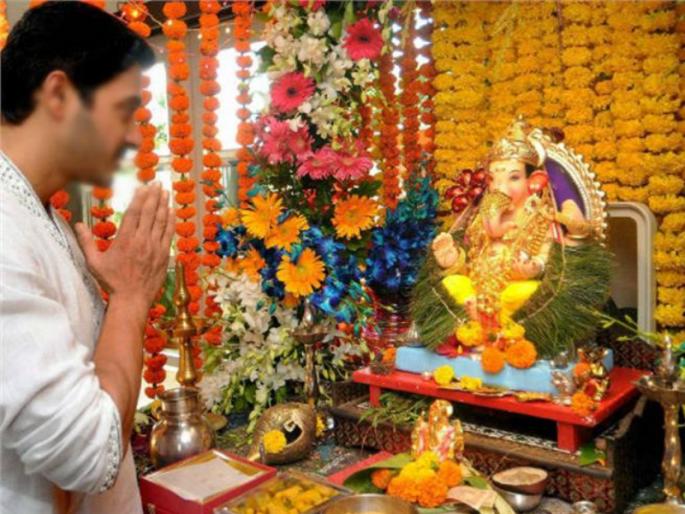 Why should idols be revered in the Scriptures? So read how divinity comes! | शास्त्रानुसार देवाच्या मूर्तीची प्राणप्रतिष्ठा का करावी? त्यामुळे देवत्त्व कसे येते, वाचा! Why should idols be revered in the Scriptures? So read how divinity comes! | शास्त्रानुसार देवाच्या मूर्तीची प्राणप्रतिष्ठा का करावी? त्यामुळे देवत्त्व कसे येते, वाचा!
