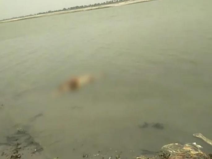 shiv sena mp sanjay raut slams bjp government on covid 19 condition river ganga rokhthok editorial | "गंगा ही पाप शुद्धीकरणासाठी होती, आज तिचा प्रवाह पाप लपवायला आणि धुवायला तयार नाही" shiv sena mp sanjay raut slams bjp government on covid 19 condition river ganga rokhthok editorial | "गंगा ही पाप शुद्धीकरणासाठी होती, आज तिचा प्रवाह पाप लपवायला आणि धुवायला तयार नाही"