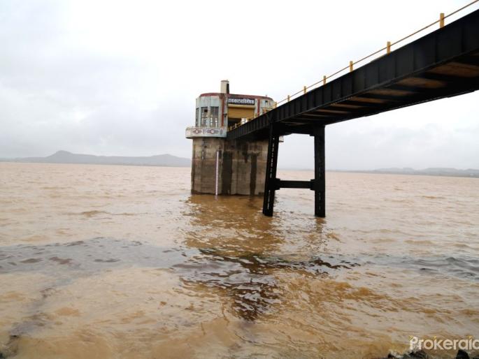 Decline in dam stocks! | धरणातील साठ्यांमध्ये घट ! Decline in dam stocks! | धरणातील साठ्यांमध्ये घट !