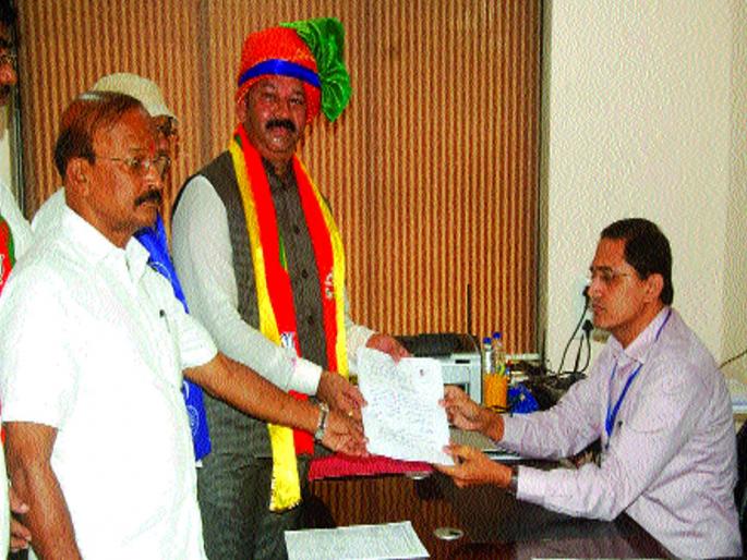 Maharashtra Election 2019: Ganapat Gaikwad filed nomination | Maharashtra Election 2019 : गणपत गायकवाड यांनी भरला उमेदवारी अर्ज Maharashtra Election 2019: Ganapat Gaikwad filed nomination | Maharashtra Election 2019 : गणपत गायकवाड यांनी भरला उमेदवारी अर्ज