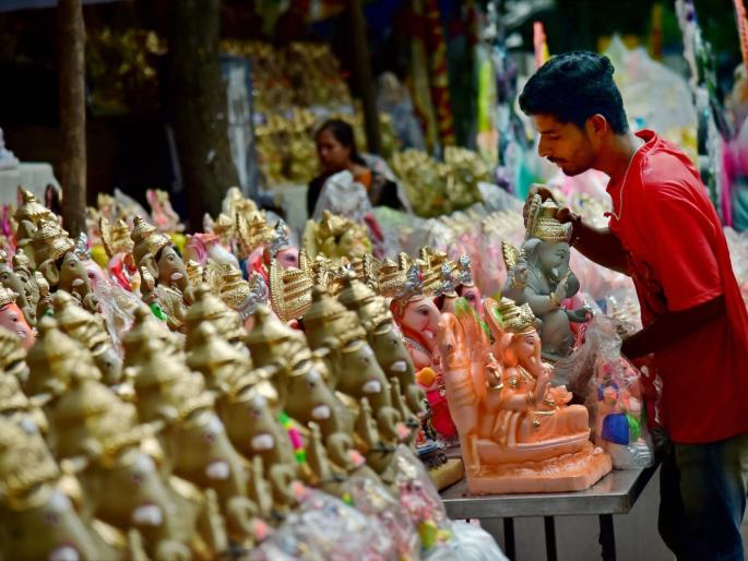 Government rules will be followed in Ganeshotsav | गणेशोत्सव शासन नियमांचे पालन करत साध्या पद्धतीने; पण उत्साहात होणार