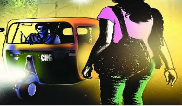 For the second time in four years, the rapist's face was exposed | चार वर्षांत दुसऱ्यांदा ऑटोवाल्यांचा बलात्कारी चेहरा उघड