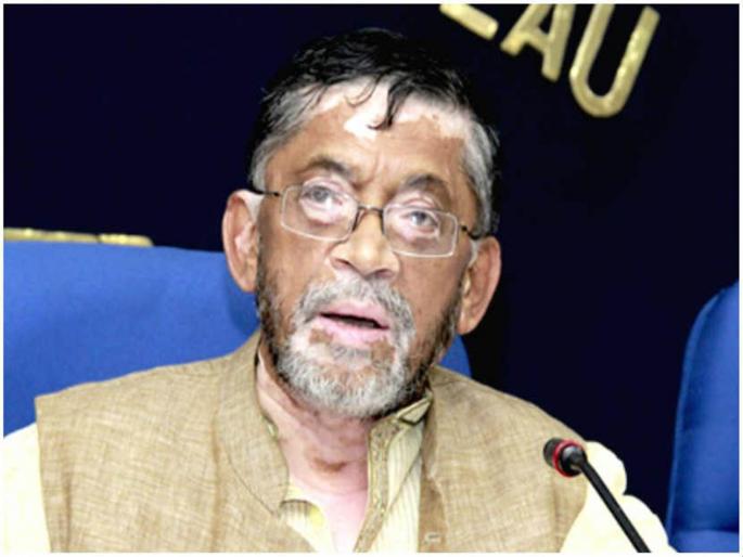 enough jobs in the country but youth are not qualified for that says santosh gangwar | देशात रोजगाराची कमी नाही, पण कुशल तरुणांची उणीव; केंद्रीयमंत्र्यांचा दावा enough jobs in the country but youth are not qualified for that says santosh gangwar | देशात रोजगाराची कमी नाही, पण कुशल तरुणांची उणीव; केंद्रीयमंत्र्यांचा दावा