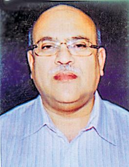 Municipal Deputy Director Milind Ganveer suspended | मनपाचे आरोग्य उपसंचालक मिलिंद गणवीर निलंबित