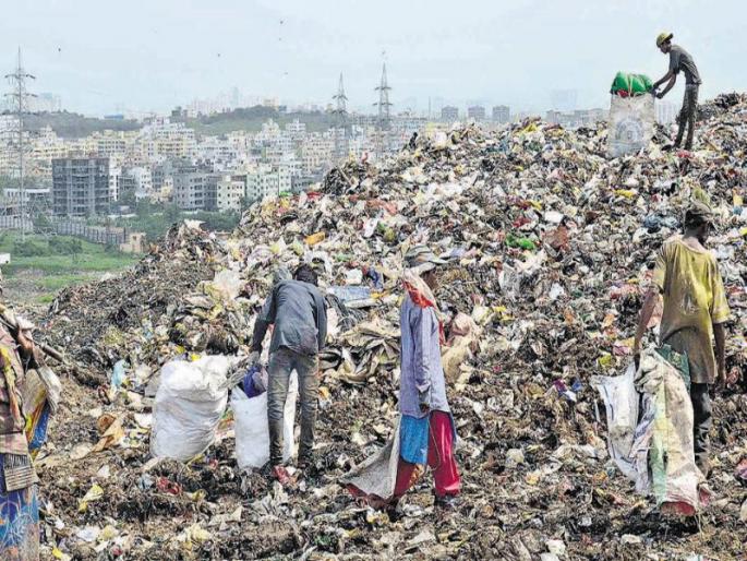 Pune city garbage question still not solve | पुणे शहरातील कचराप्रश्न अजून अधांतरीच; प्रलंबित प्रश्न, विकासकामे मार्गी लावल्यानंतरच निर्णय Pune city garbage question still not solve | पुणे शहरातील कचराप्रश्न अजून अधांतरीच; प्रलंबित प्रश्न, विकासकामे मार्गी लावल्यानंतरच निर्णय