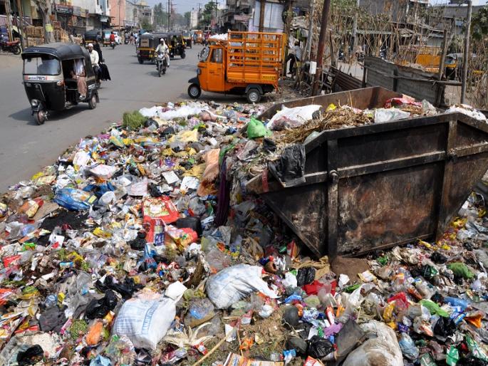 Lack of garbage-free concept; | कचराकुंडीमुक्त संकल्पनेला खो, पालिकेचे कारवाईचे संकेत Lack of garbage-free concept; | कचराकुंडीमुक्त संकल्पनेला खो, पालिकेचे कारवाईचे संकेत